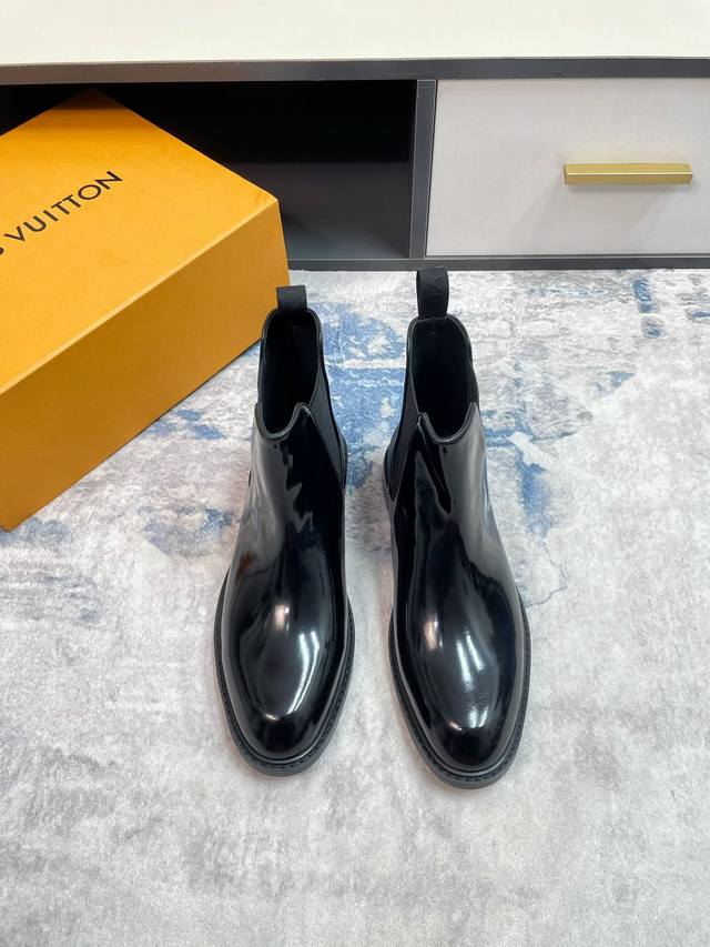 L家 顶级p: Size:39-44 38.45可定制 配全套包装 Lv切尔西系列专柜最新原版正装皮鞋 代购级别 进口头层原版开边珠牛皮牛皮内里。原版大底 纯手